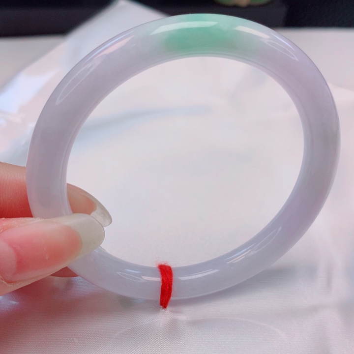 翡翠未镶嵌手镯（圆镯）