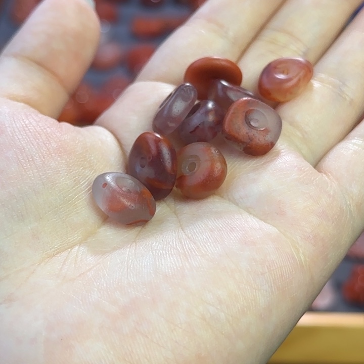 南红玛瑙未镶嵌珠宝半成品一手藏扣