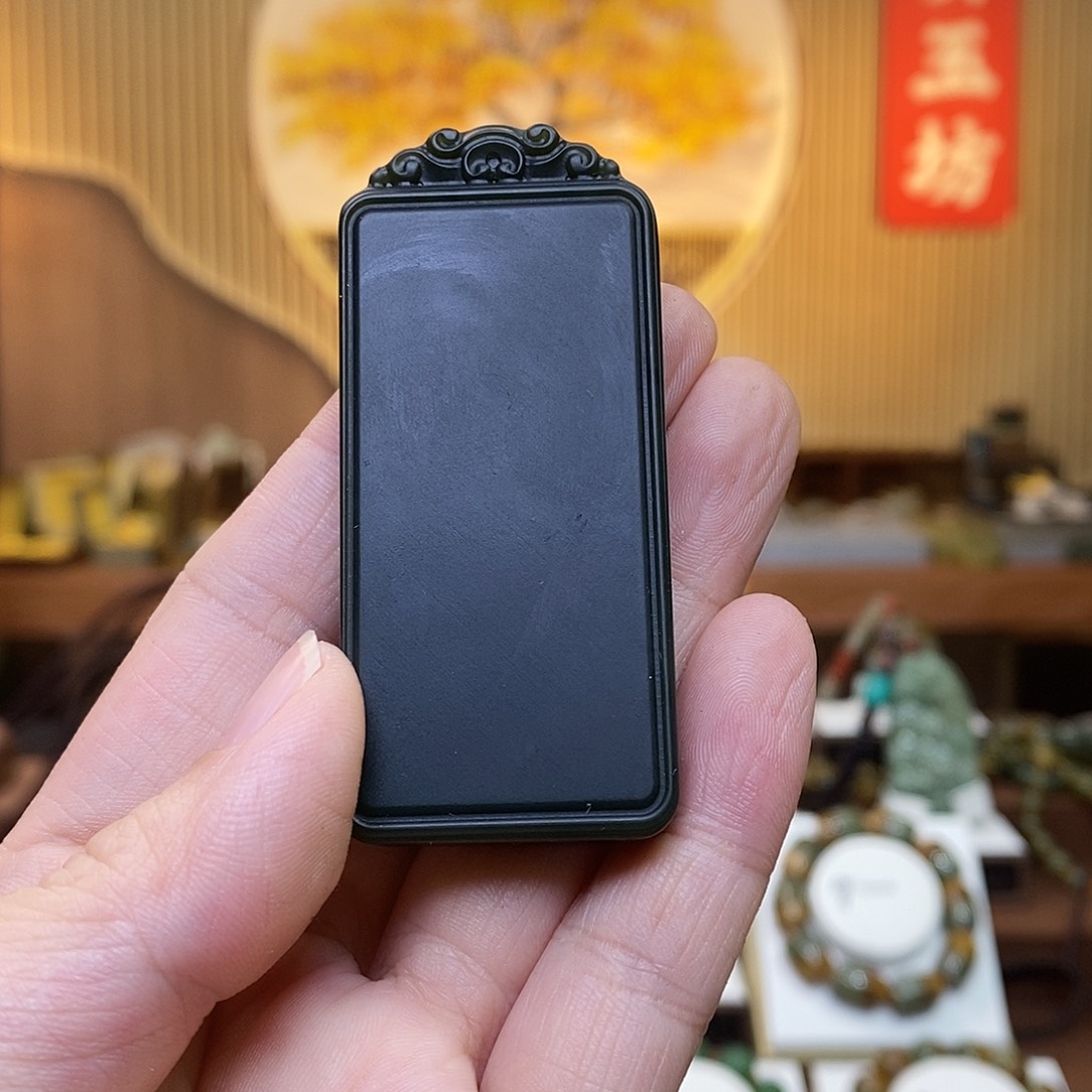 和田玉吊坠(赠链)未镶嵌山****渠多样性随机发一