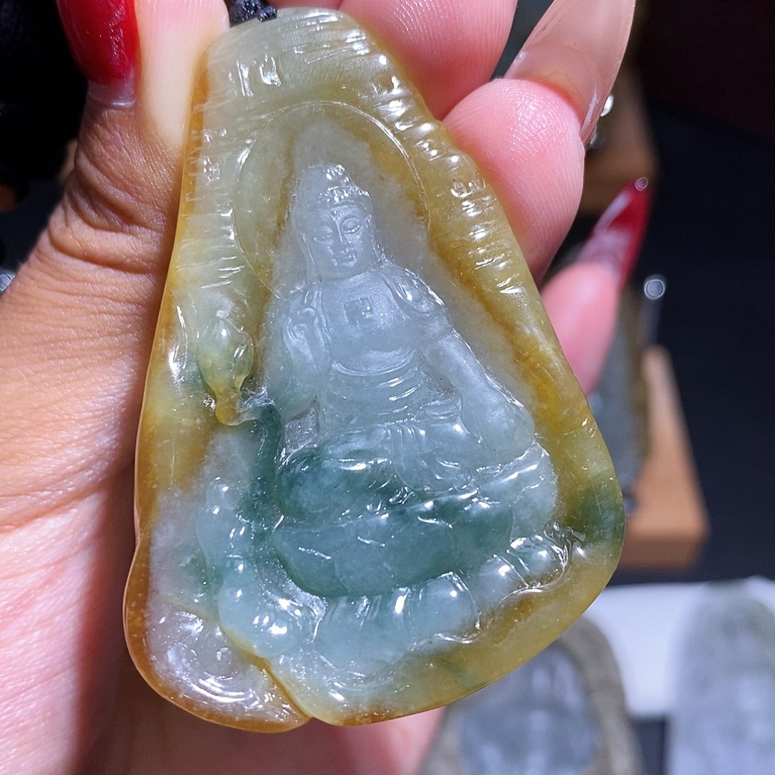 定制翡翠未镶嵌翡翠