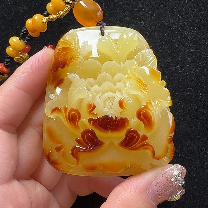 蜜蜡珠宝奇石未镶嵌