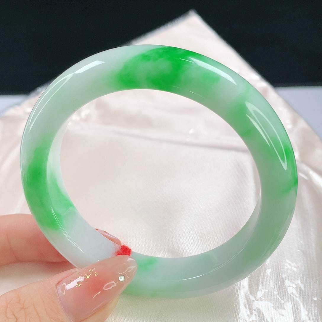 未镶嵌手镯翡翠813