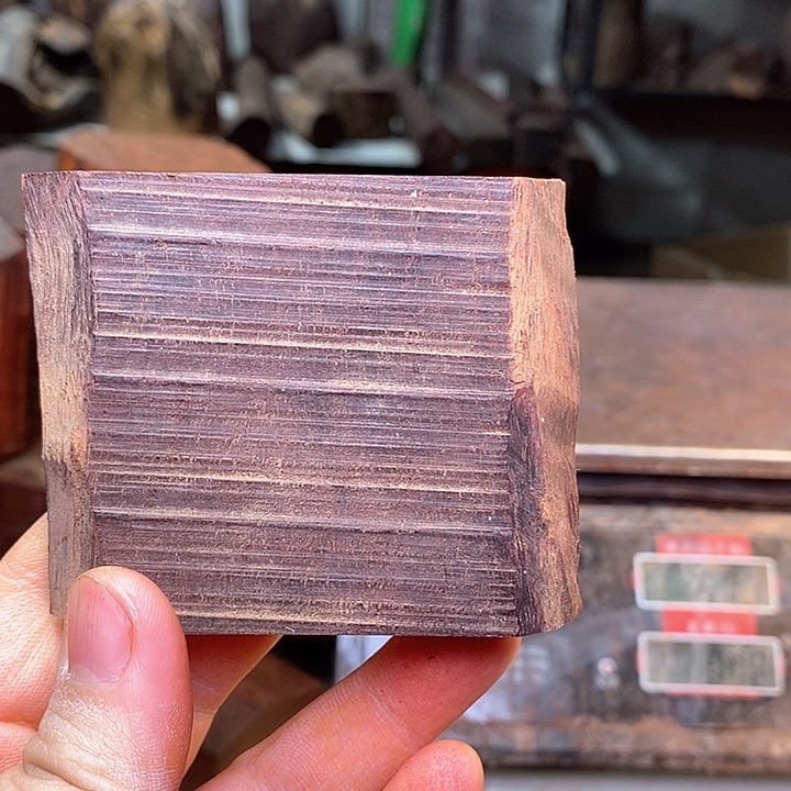 用***光檀香紫檀（小叶紫檀）