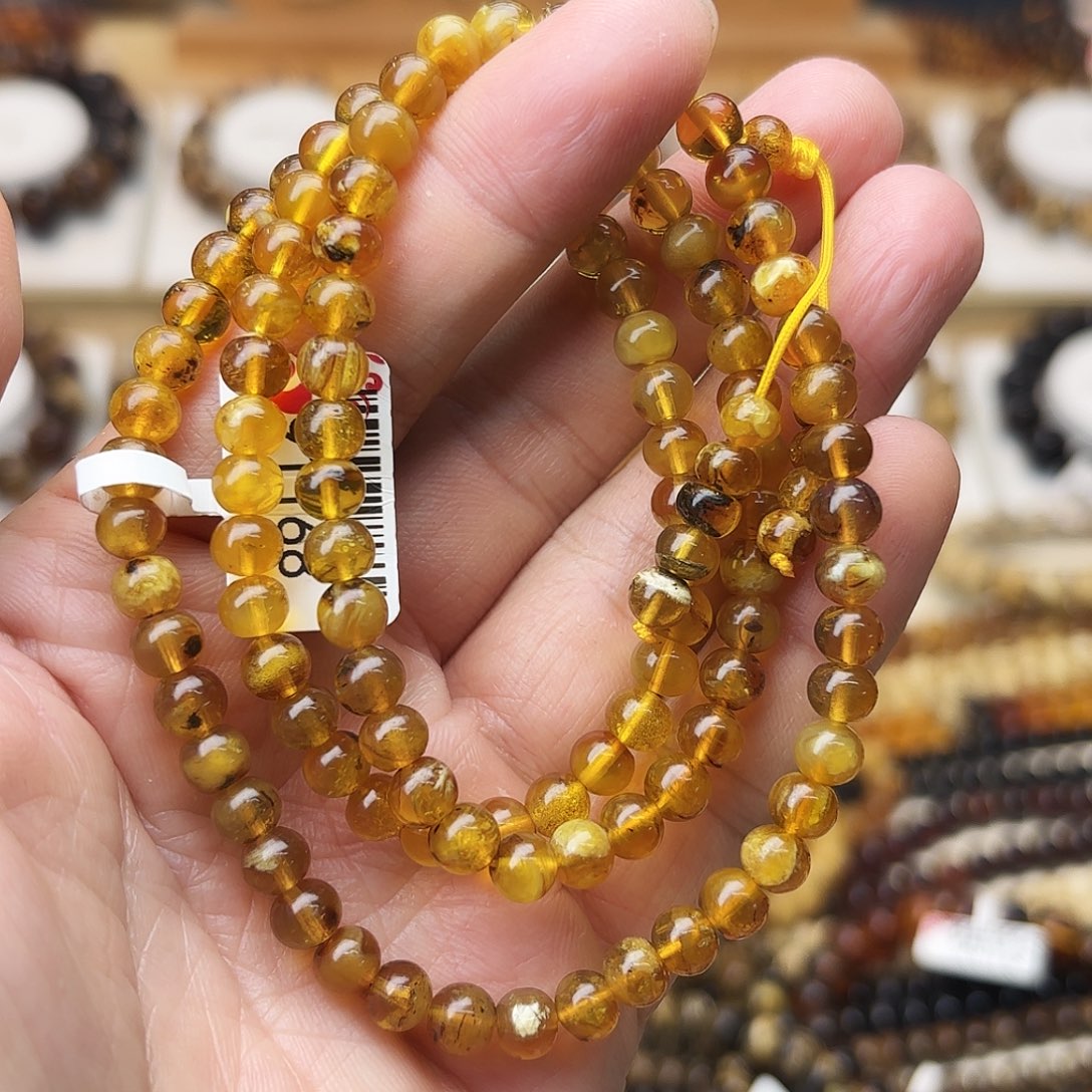 琥珀未镶嵌裸石六91168