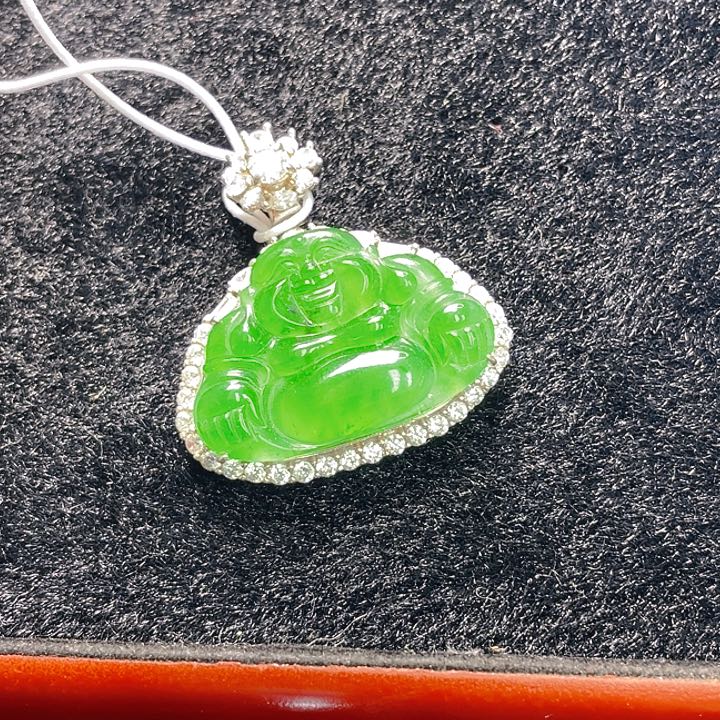 翡翠颈饰未镶嵌15，