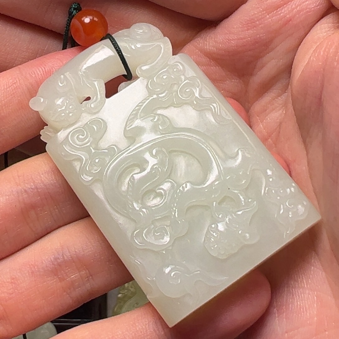 最***风和田玉未镶嵌挂件