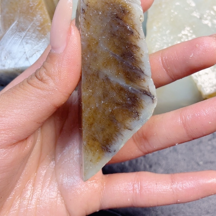 和田玉未镶嵌珠宝半成品