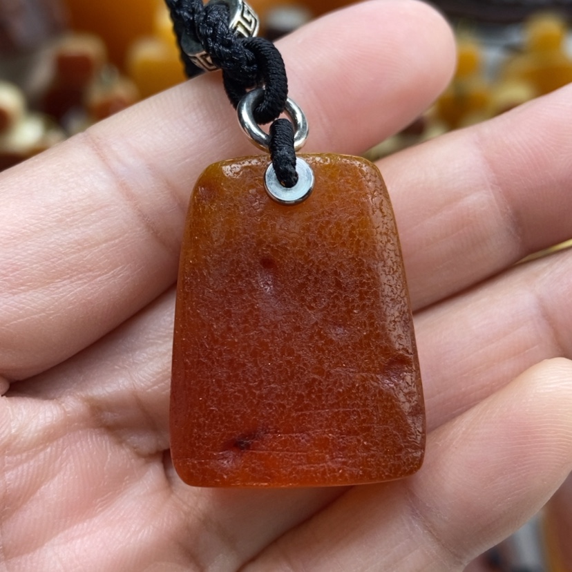 【闪购商品】琥珀颈饰未镶嵌