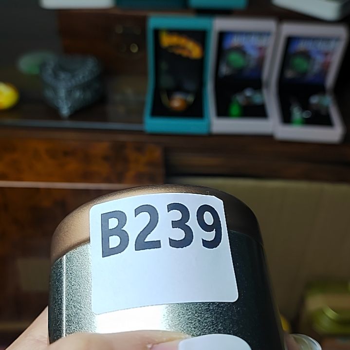 嫣****大叶紫檀（黑酸枝木类）