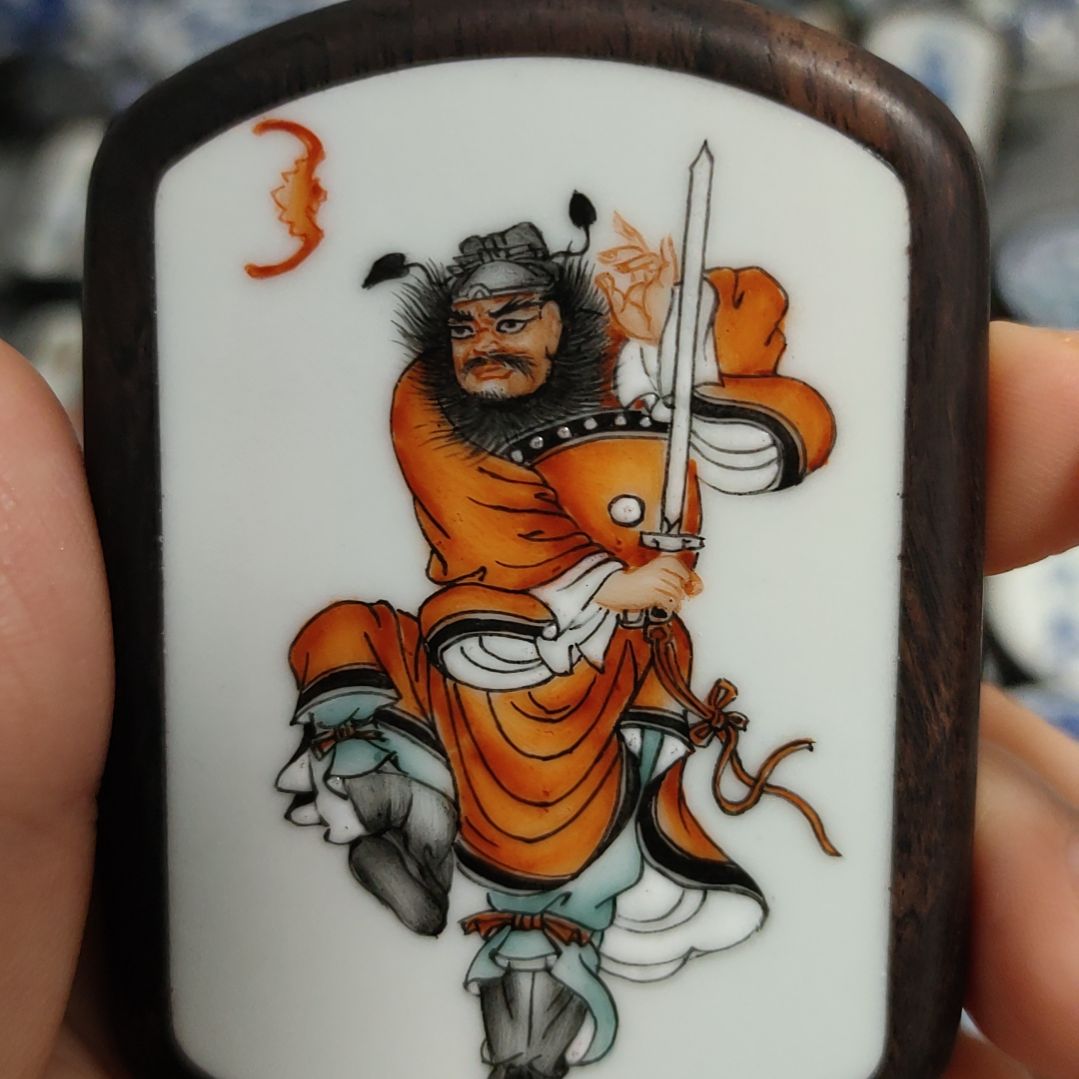 瓷片义粉彩钟馗挂件一个