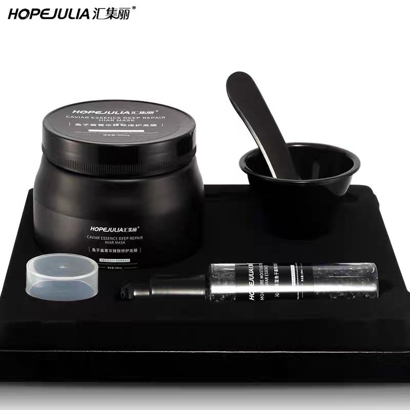 33  2928 臻润赋活鱼子酱护发套盒28年2月18日到期