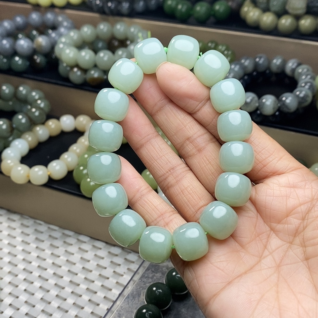 和田玉未镶嵌手链卡14