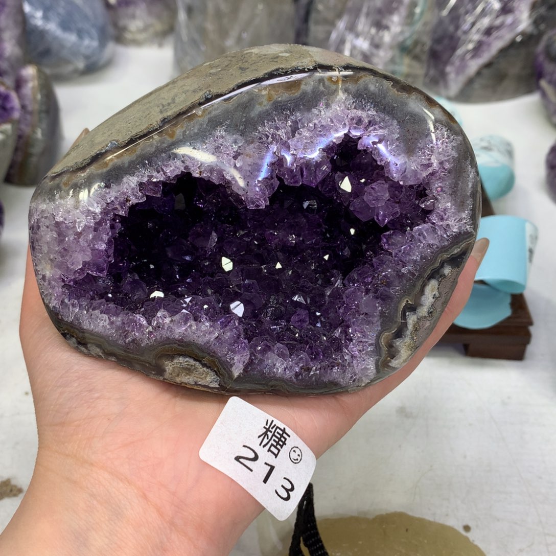 紫晶摆件未镶嵌我