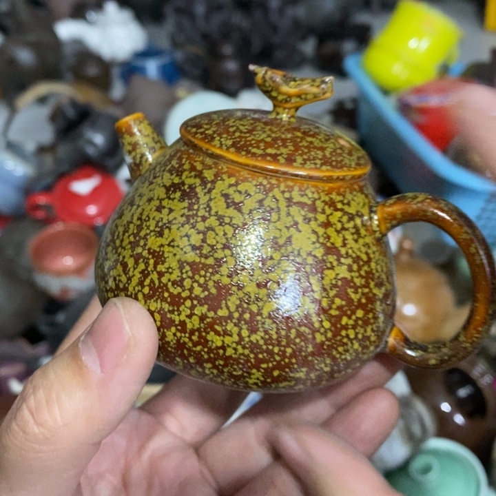 陶瓷艺术品及陶瓷壶