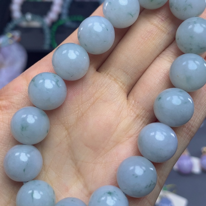 翡翠手链未镶嵌翡翠