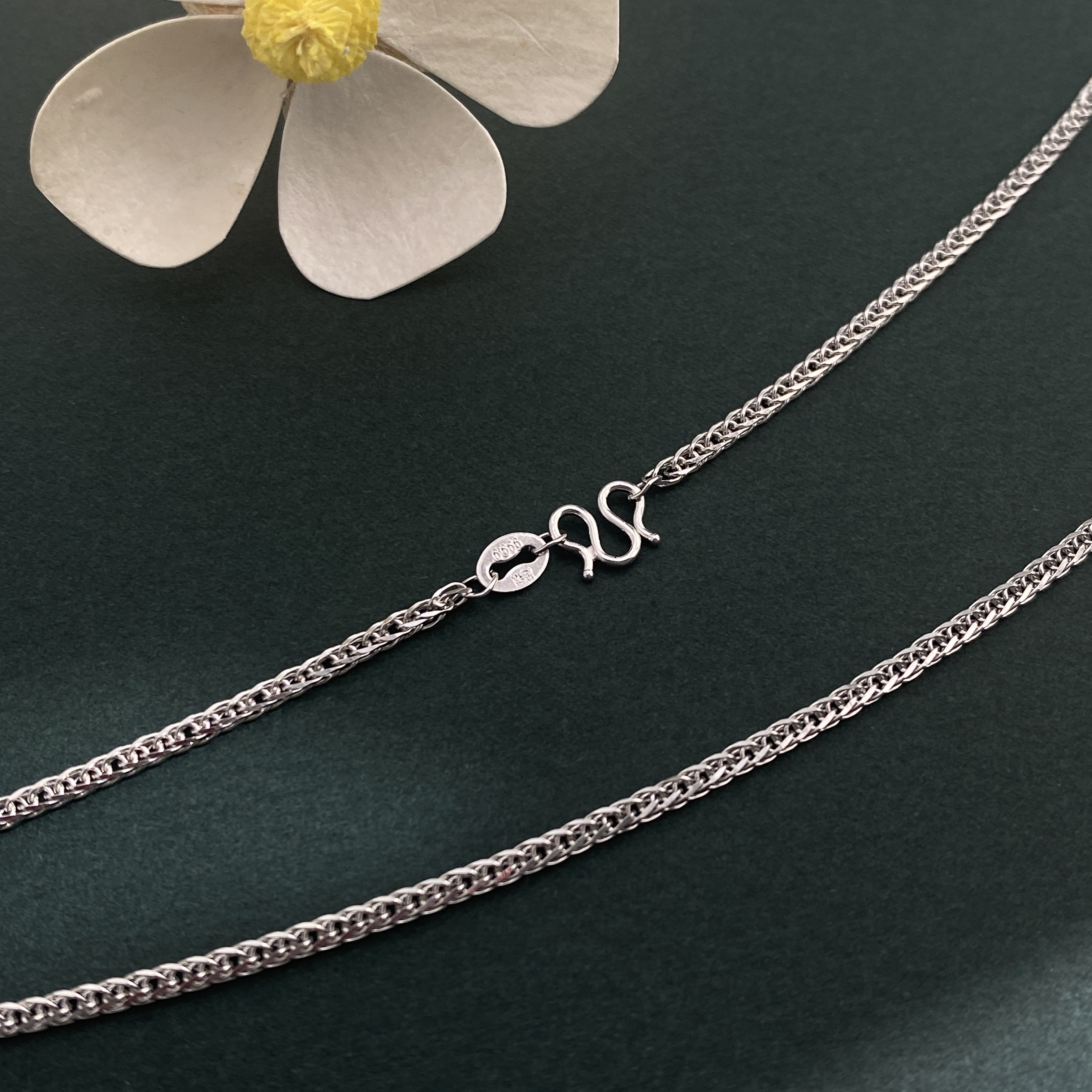 链子足银 999.9肖邦链百搭素链2.3mm时尚气质锁骨链个性M扣白金色