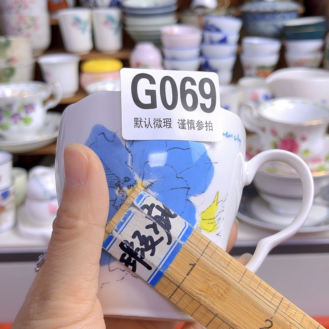 瓷片小*妞kfckgkxggkckgckgc