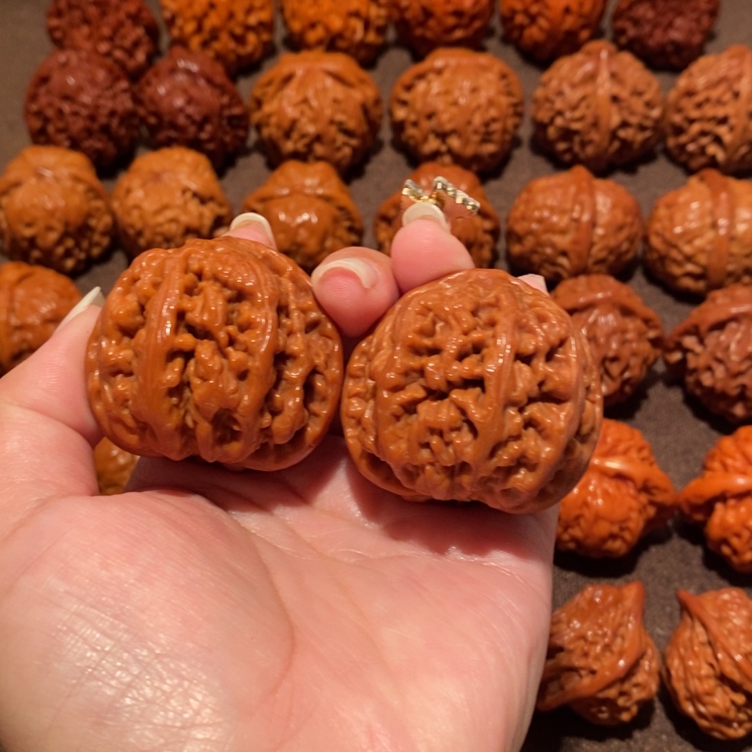 文玩核桃吊坠43原桩大粗筋