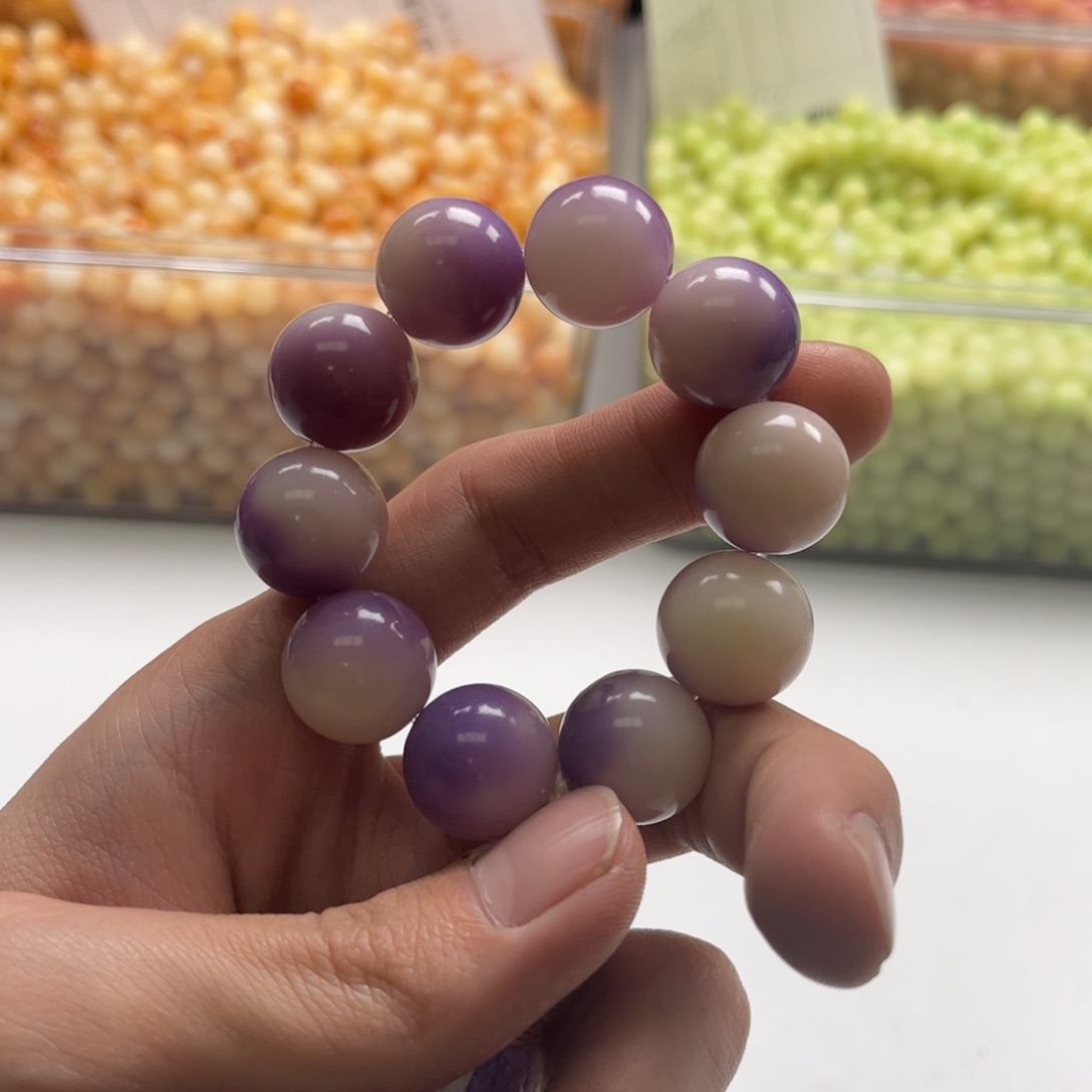 【闪购商品】白玉菩提吊坠z18/10+10颗紫飘微瑕