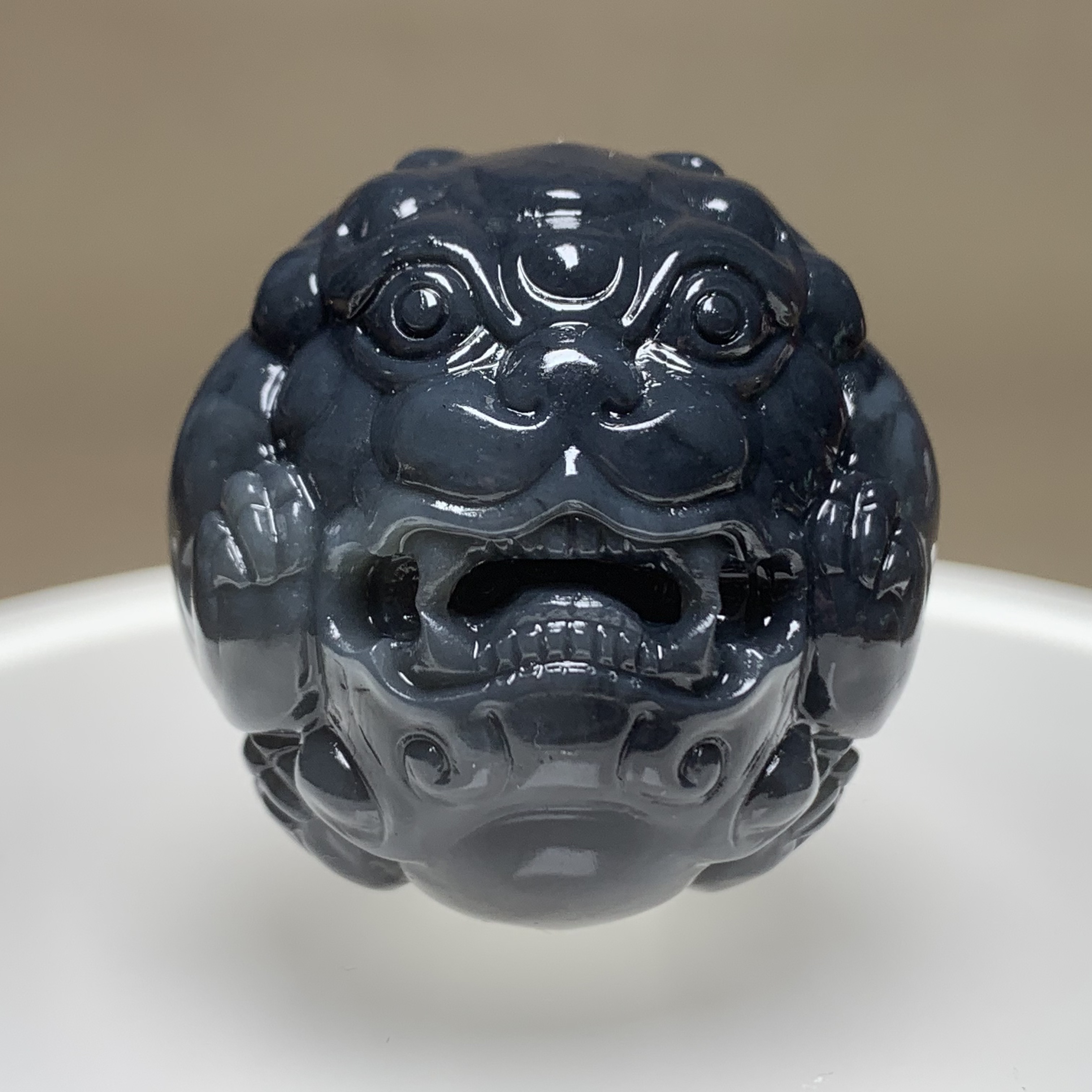 F671珠宝玉石精选和田玉把件