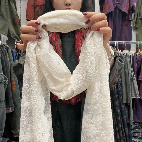 刺绣招财猫刺绣围巾