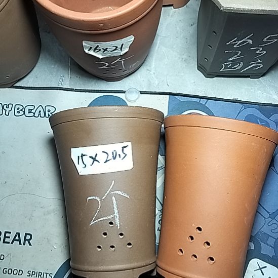 红泥紫泥新品两个花盆微瑕