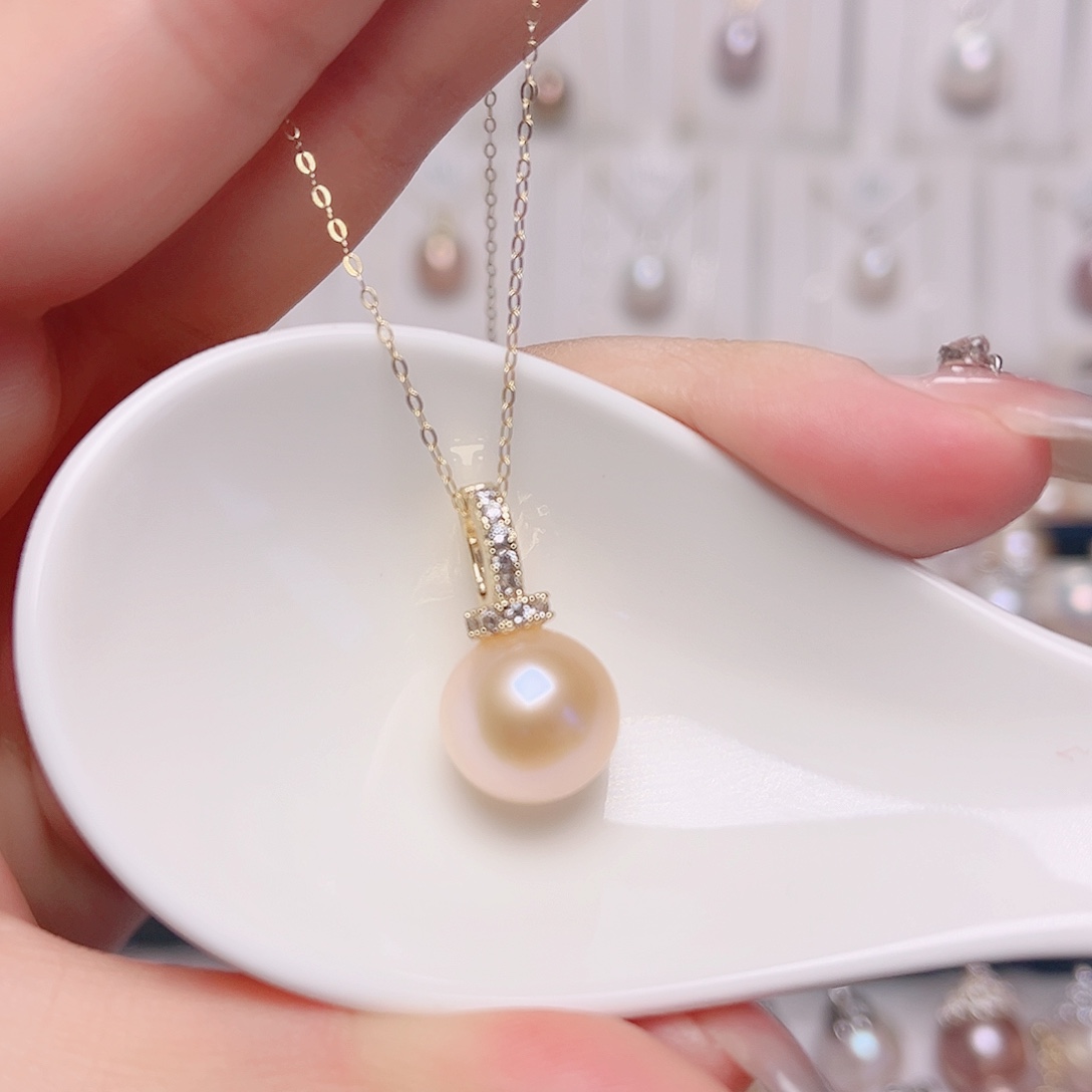 淡水珍珠未镶嵌吊坠(赠链)