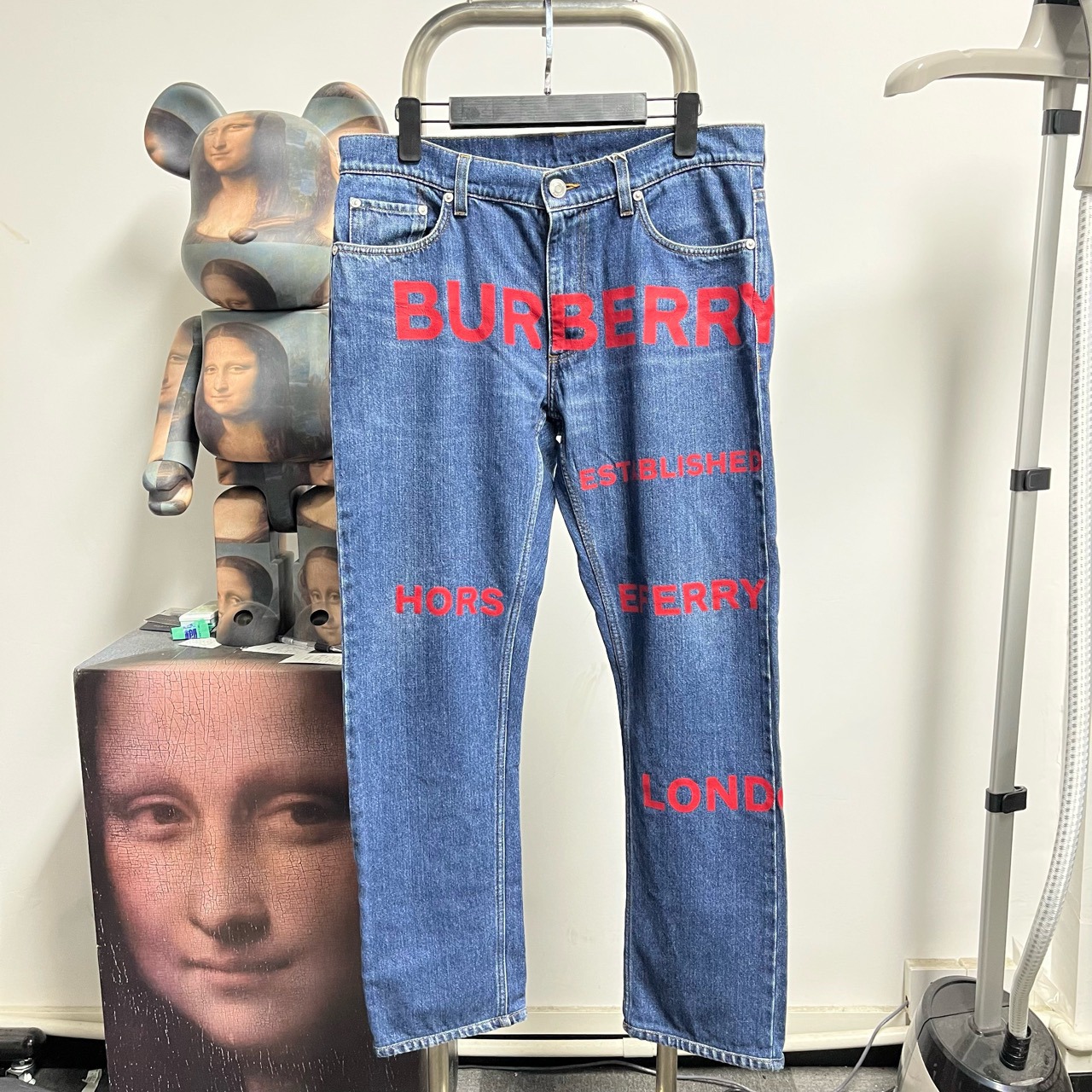 99新 BURBERRY/博柏利 弹幕牛仔裤 L2618 尺码：32 裤长96 腰围42