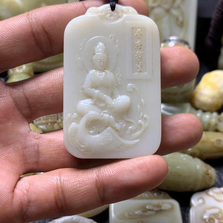 和田玉挂件未镶嵌棋**生