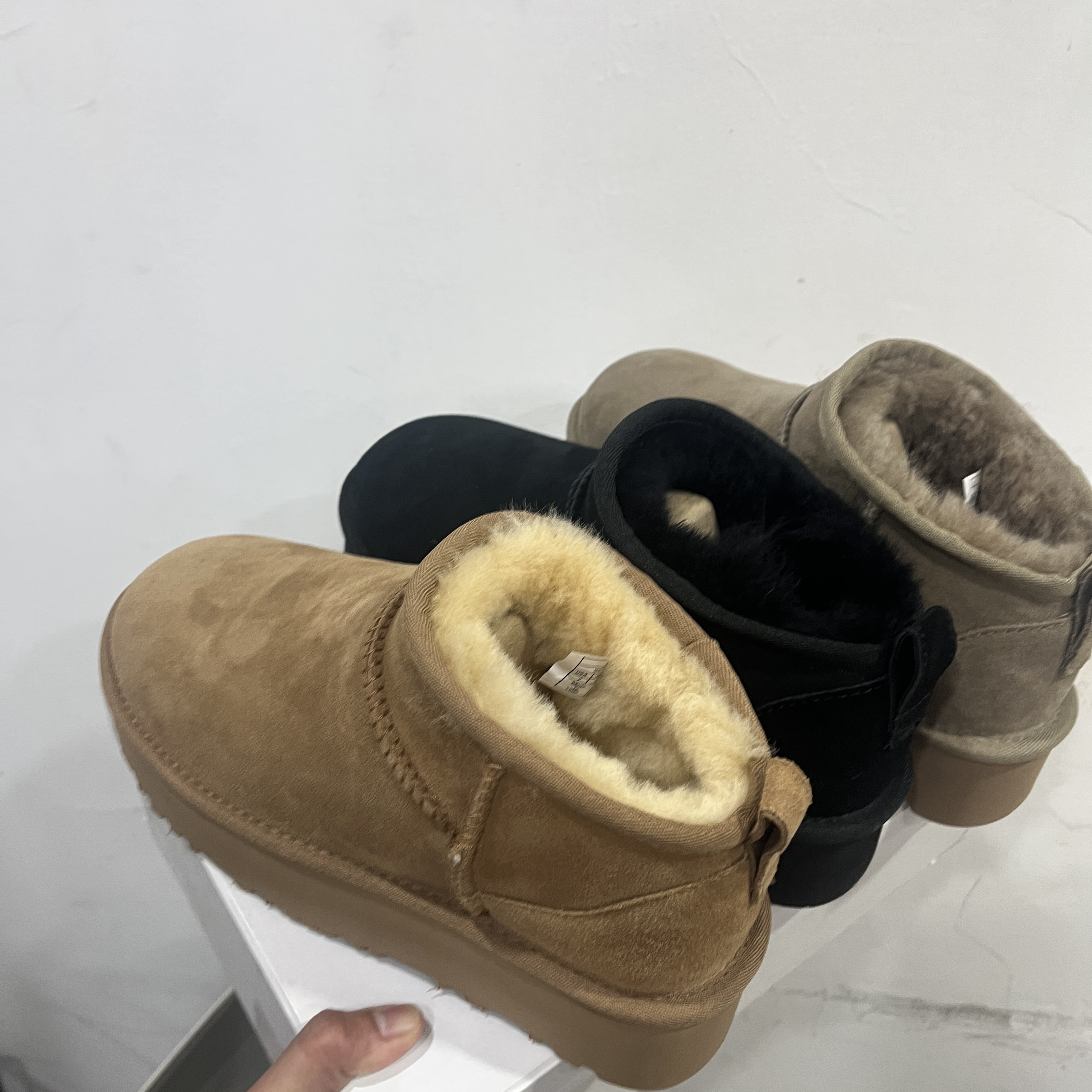 “厚底经典款雪地靴”圆头冬季保暖时尚雪地靴棉靴经典女鞋休闲