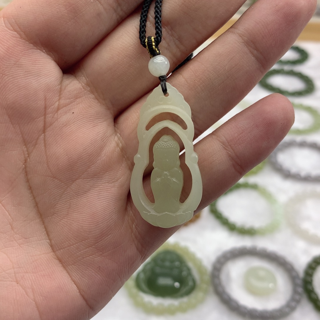和田玉未镶嵌吊坠(赠链)晴水镂空宝宝佛