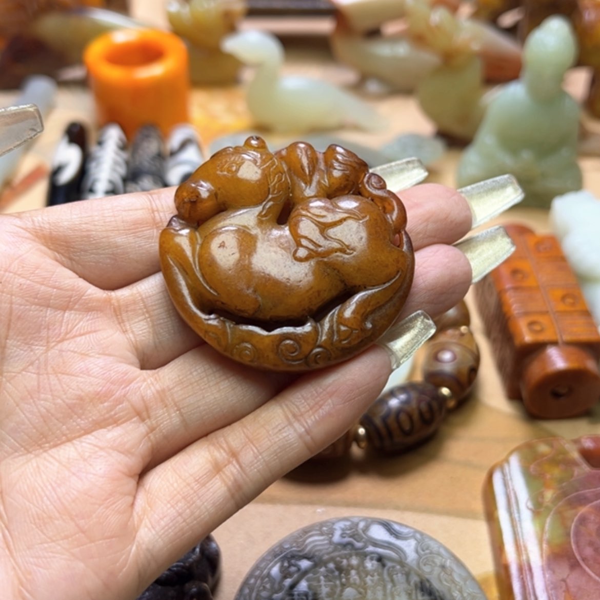 【闪购商品】蛇纹石玉颈饰未镶嵌