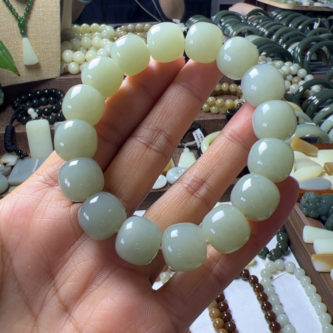 手链未镶嵌和田玉