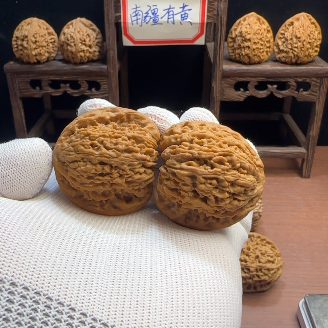 用***5吊坠文玩核桃41团子