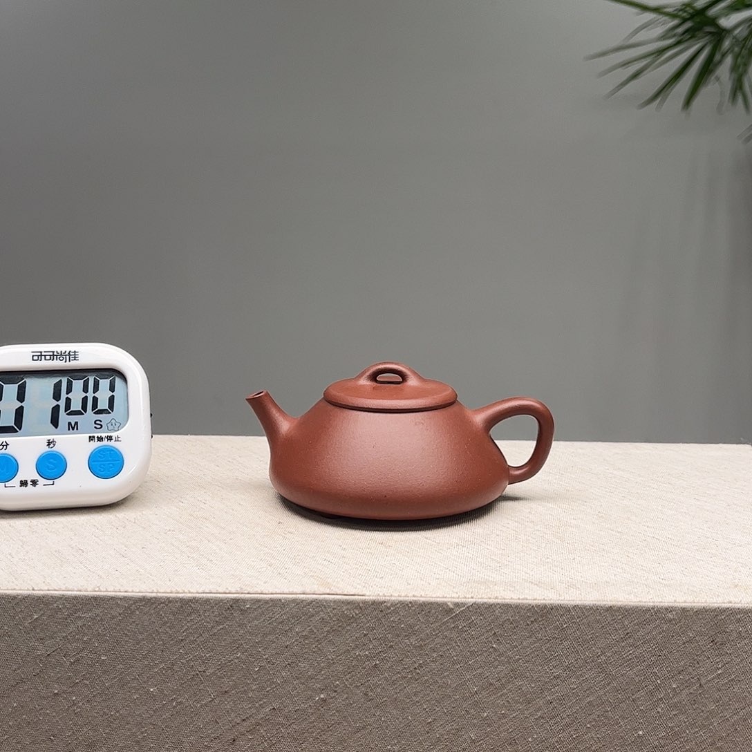 相***生茶壶紫砂续集共赴国难看