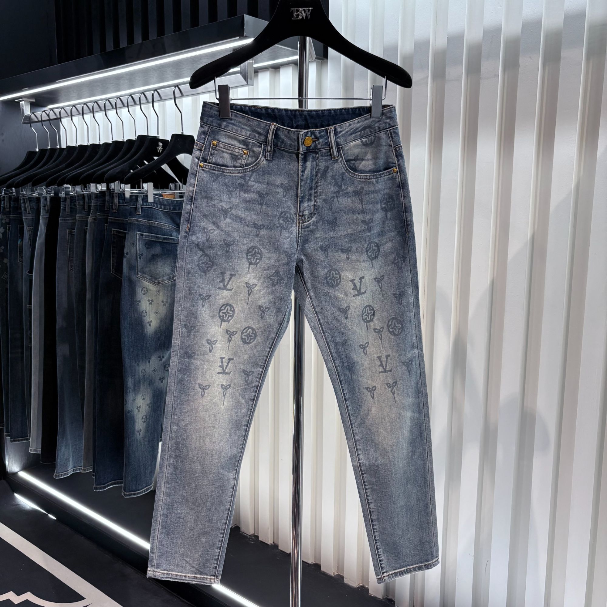 【焱焱专属】2025春季新款轻奢高定百搭牛仔裤（7899）