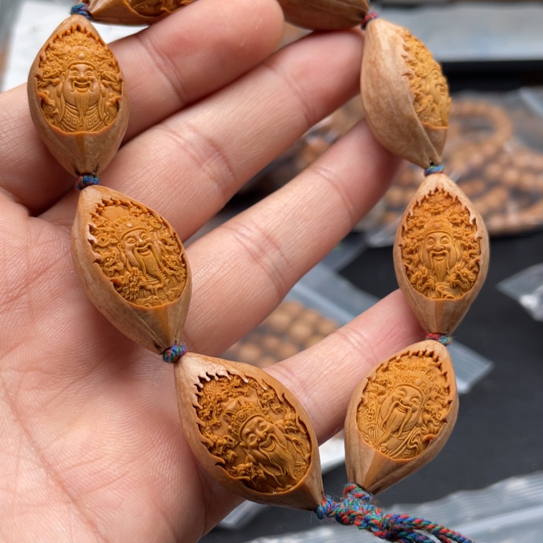 吊坠橄榄核猴头虎