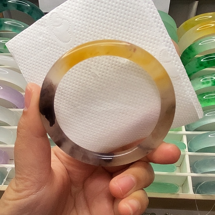 石英质玉未镶嵌手镯