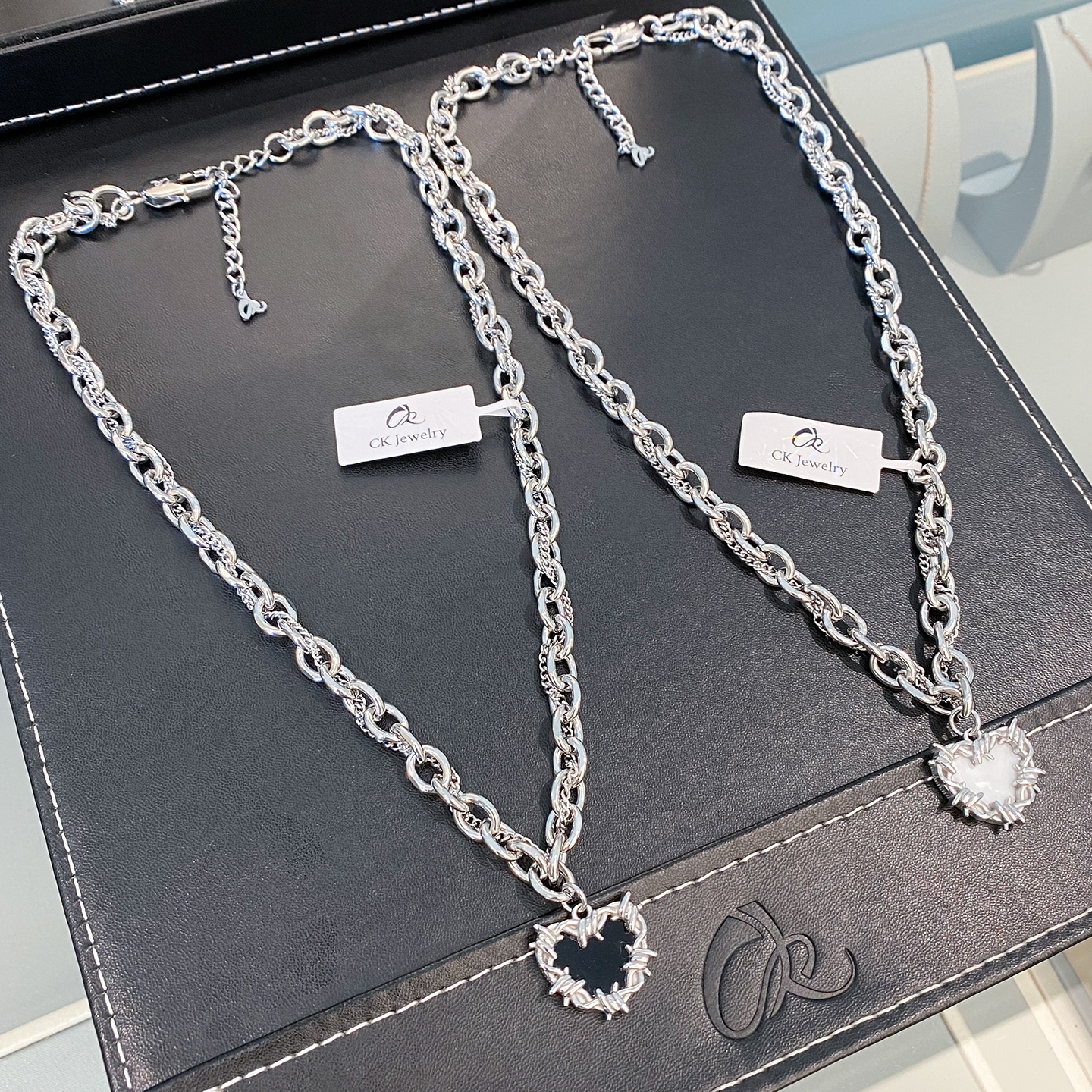 钛钢项链 黑色 荆棘爱心双链缠绕项链 N1421