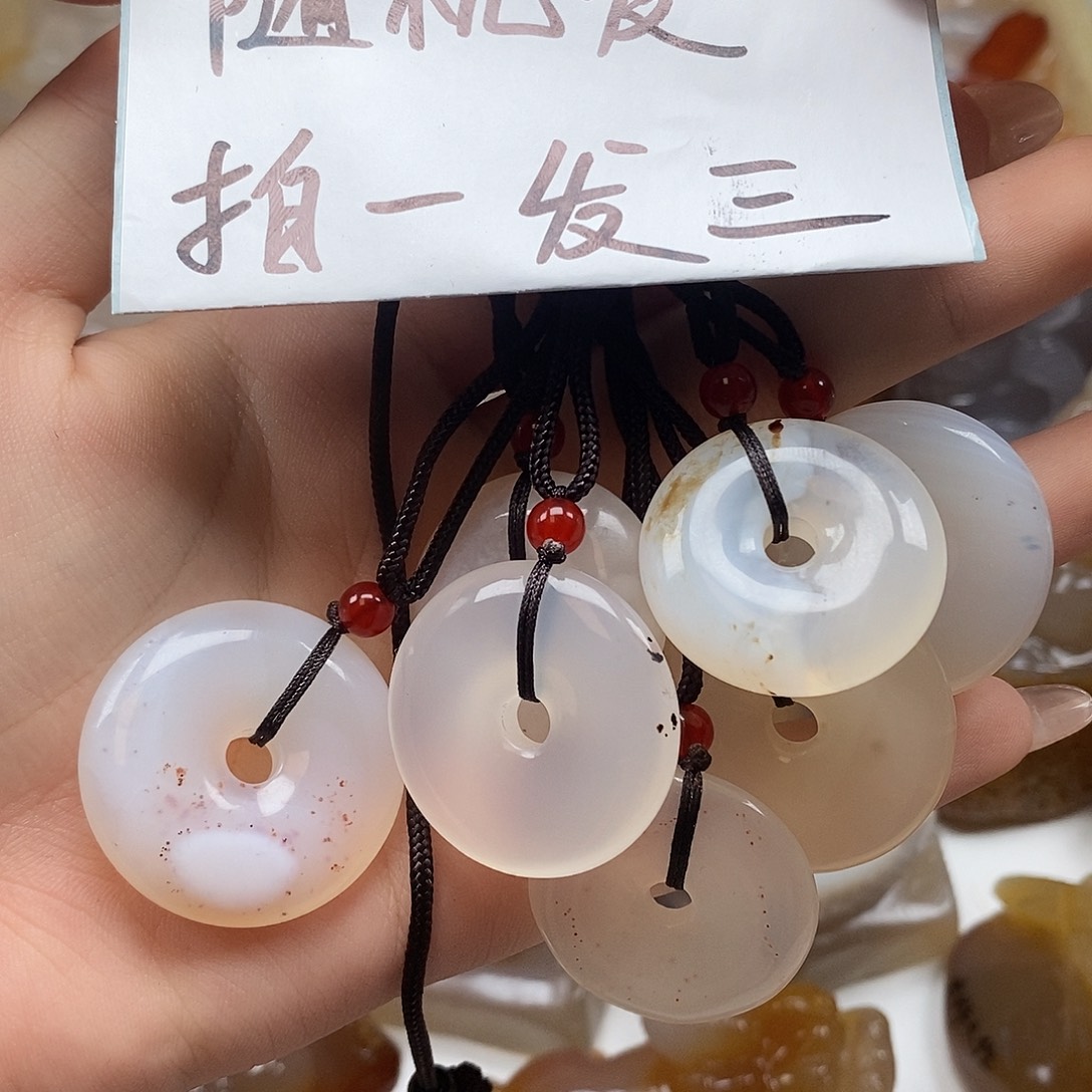 玛瑙/玉髓未镶嵌颈饰