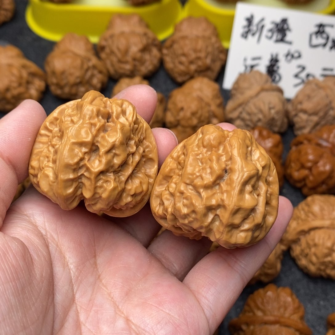 文玩核桃把件牛*蛤蟆38