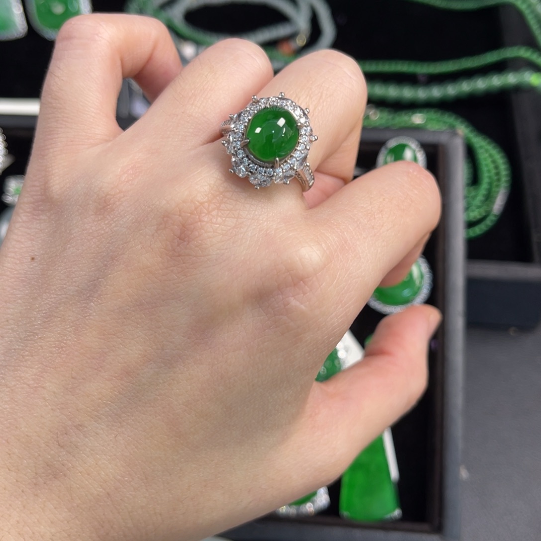 翡翠银S925镶嵌戒指蛋面戒指