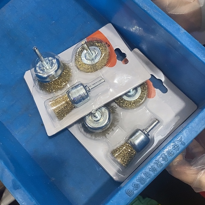 一哥哥哈哈哈哈个哥哥哥哥