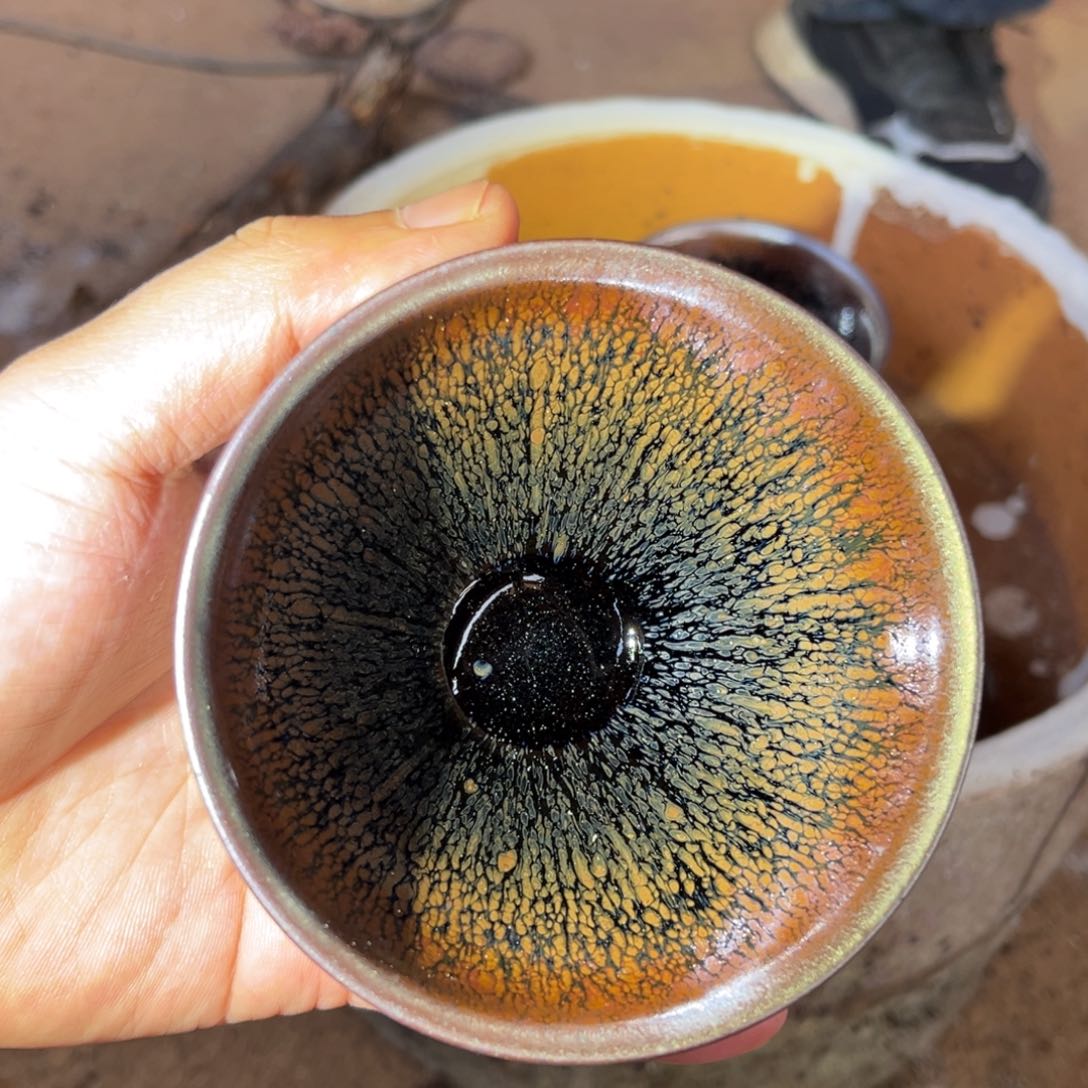 茶盏宋泽龙窑柴烧现场开窑