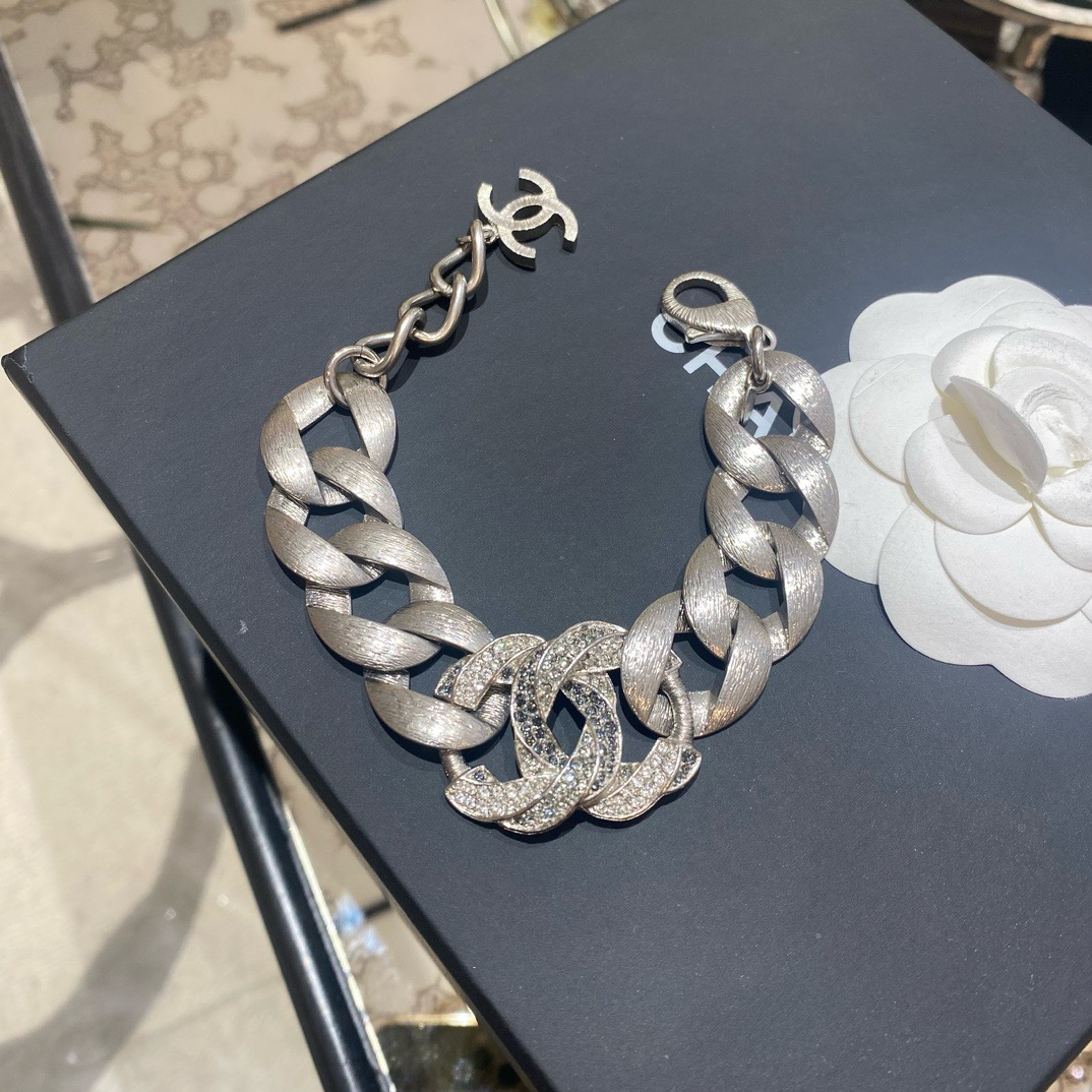 95新 Chanel/香奈儿 古巴系列双c链条手链银色麻花