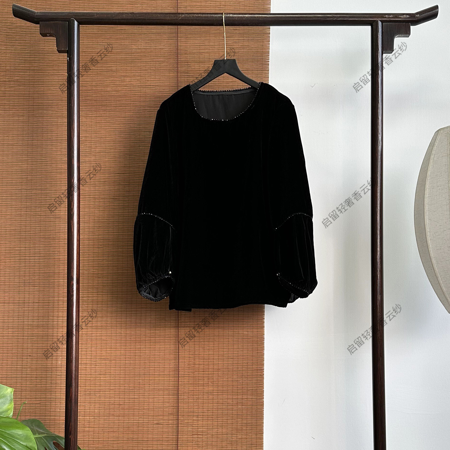 【253995】墨韵丝绒   新中式  串珠 丝绒上衣