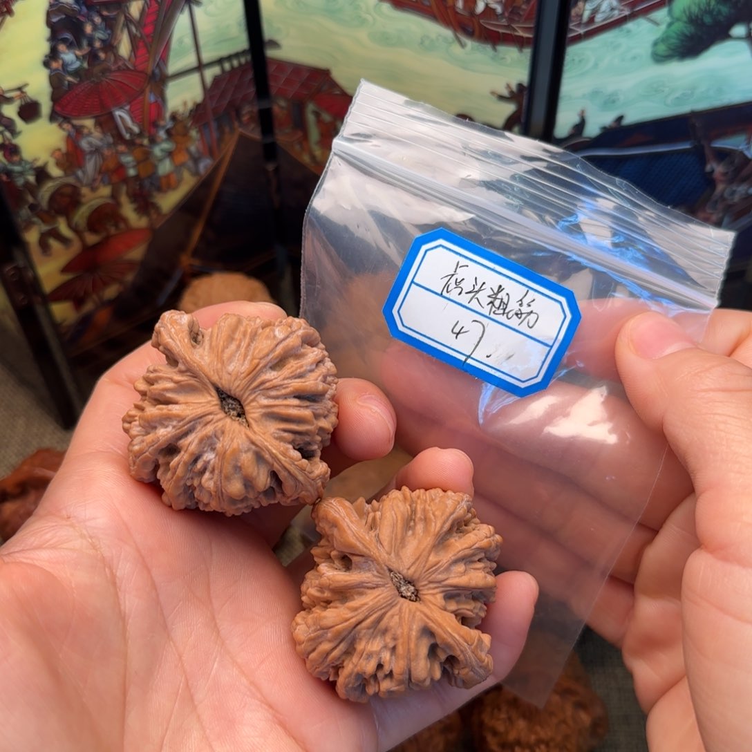 文玩核桃把件虎头