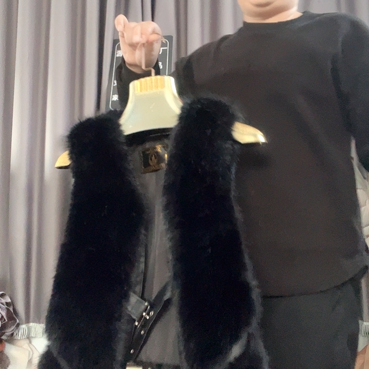 sfgjjjgffghjhgfffffggghh