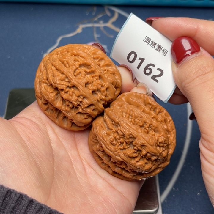 文玩核桃把件粗筋44