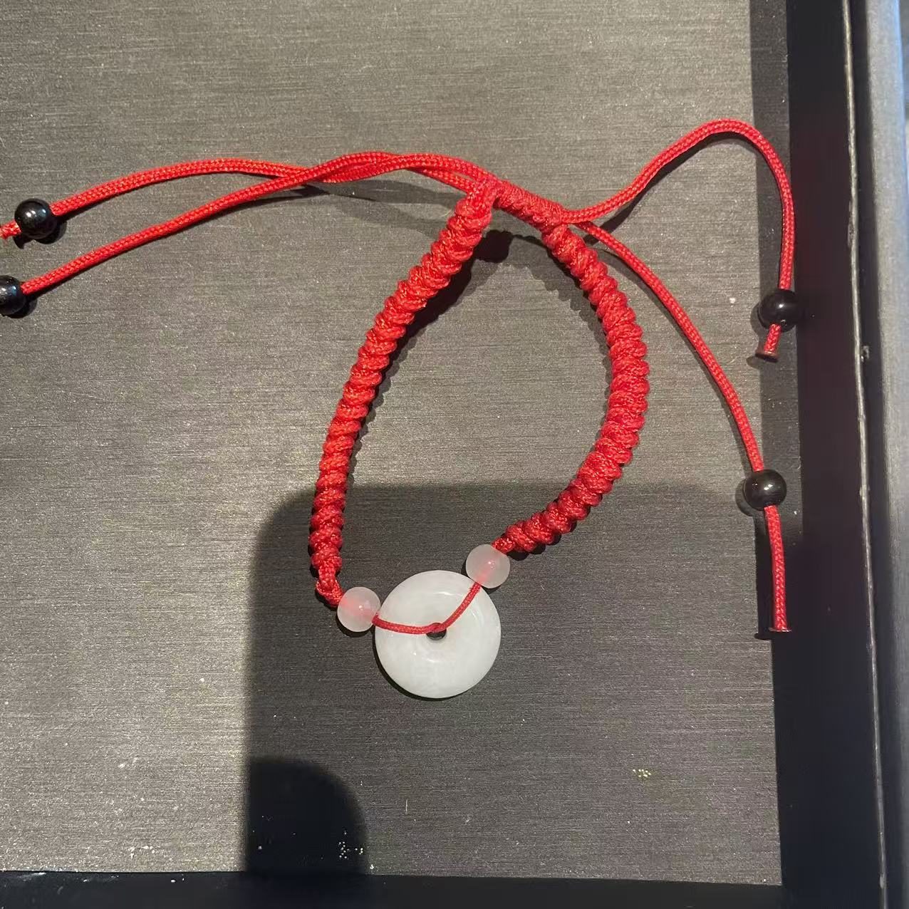 走进万家专属 F366 吊坠